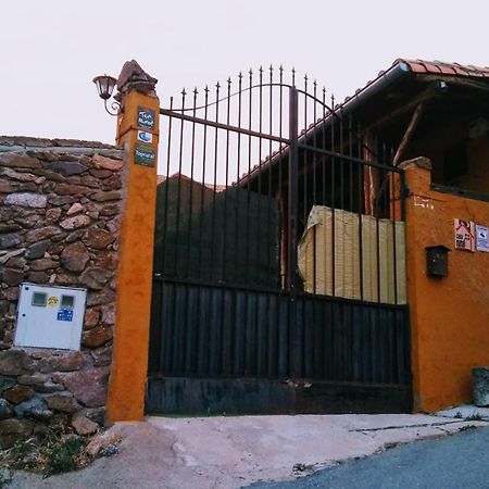 Atardecer En Gredos 1 Vila San Bartolomé de Tormes Exterior foto